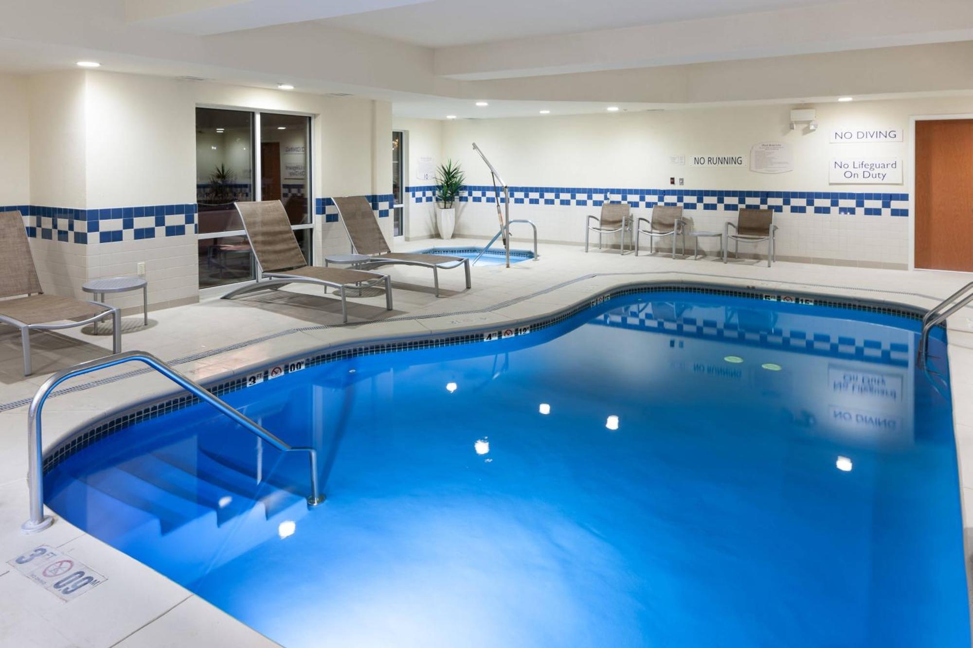 Fairfield By Marriott Ruston Hotell Exteriör bild